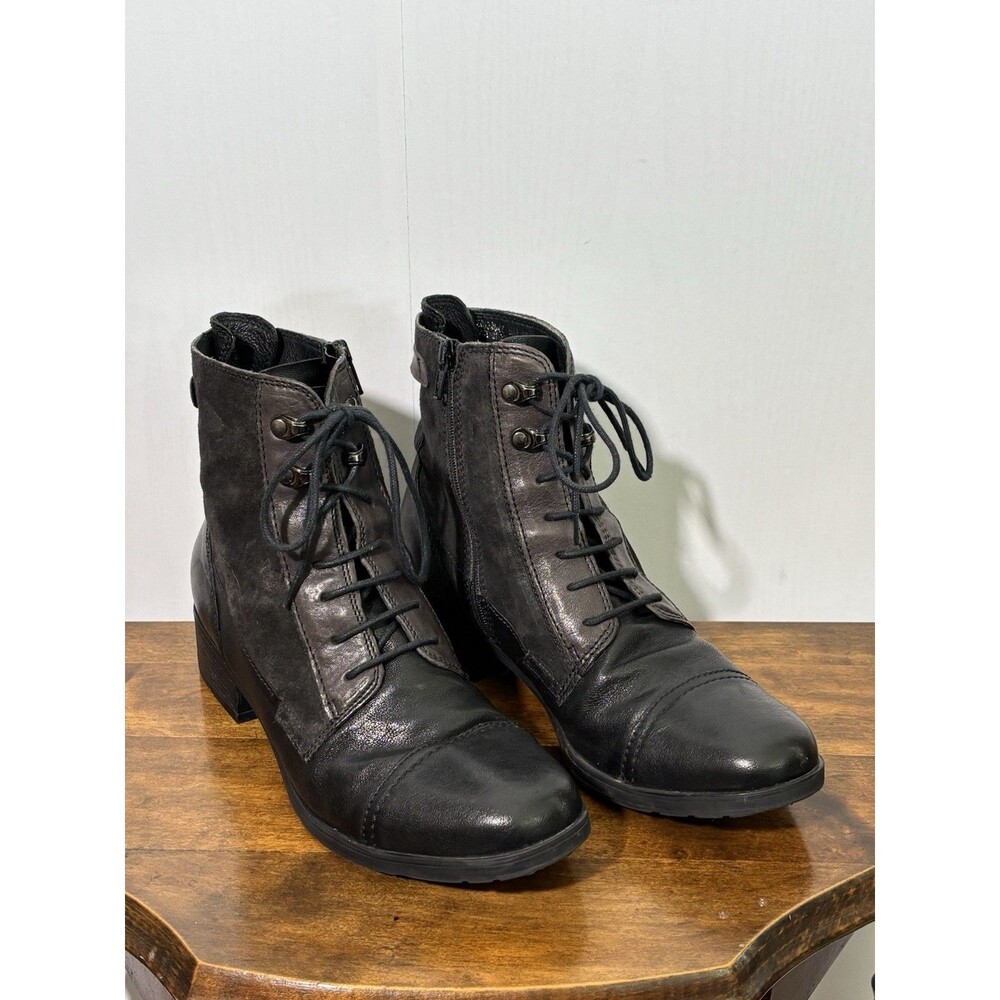 Clarks Morgan Carla Boot Womens 10 M Black Leather Lace Up Lug Utilitarian - Picture 3 of 12